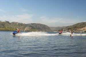 Kitesurfing e desportos aquáticos