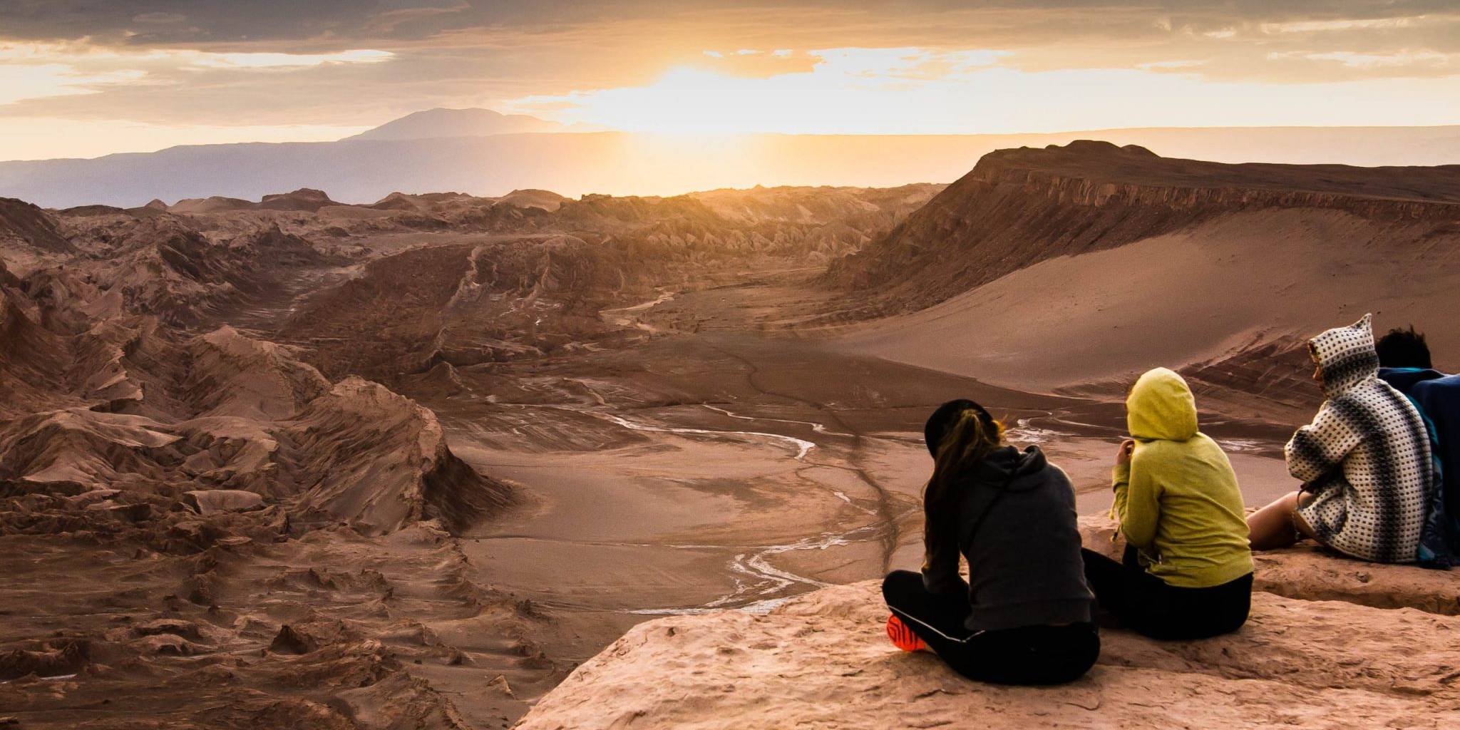 Atardeceres en paisajes surrealistas