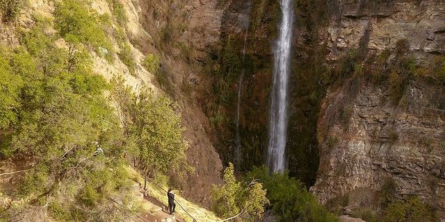 Wasserfall, heiße Quellen und Sternenbeobachtung