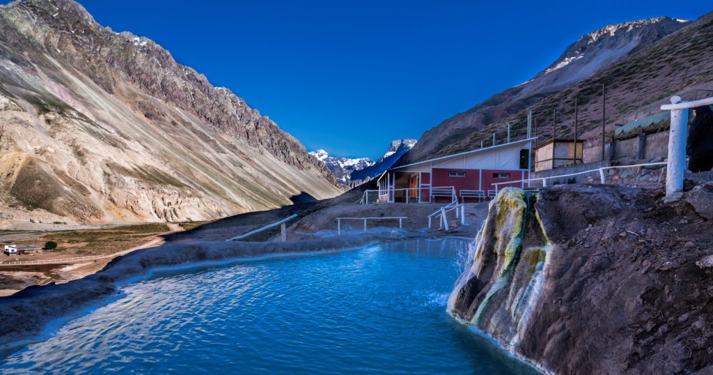 Cajón del Maipo: Hot Springs and Incredible Landscapes Just Miles from Santiago