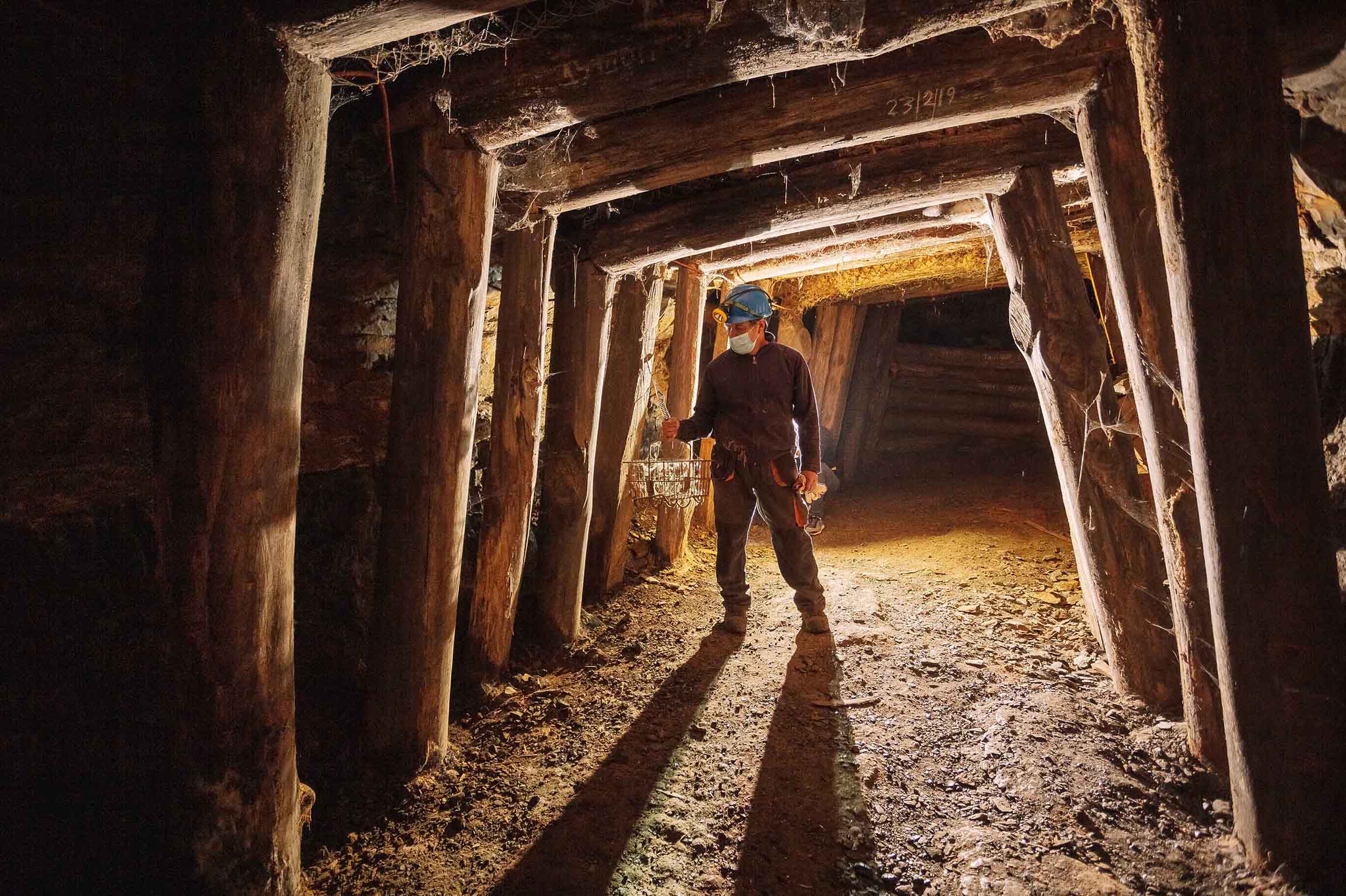 Parque Isidora Cousiño y el Chiflón del Diablo
