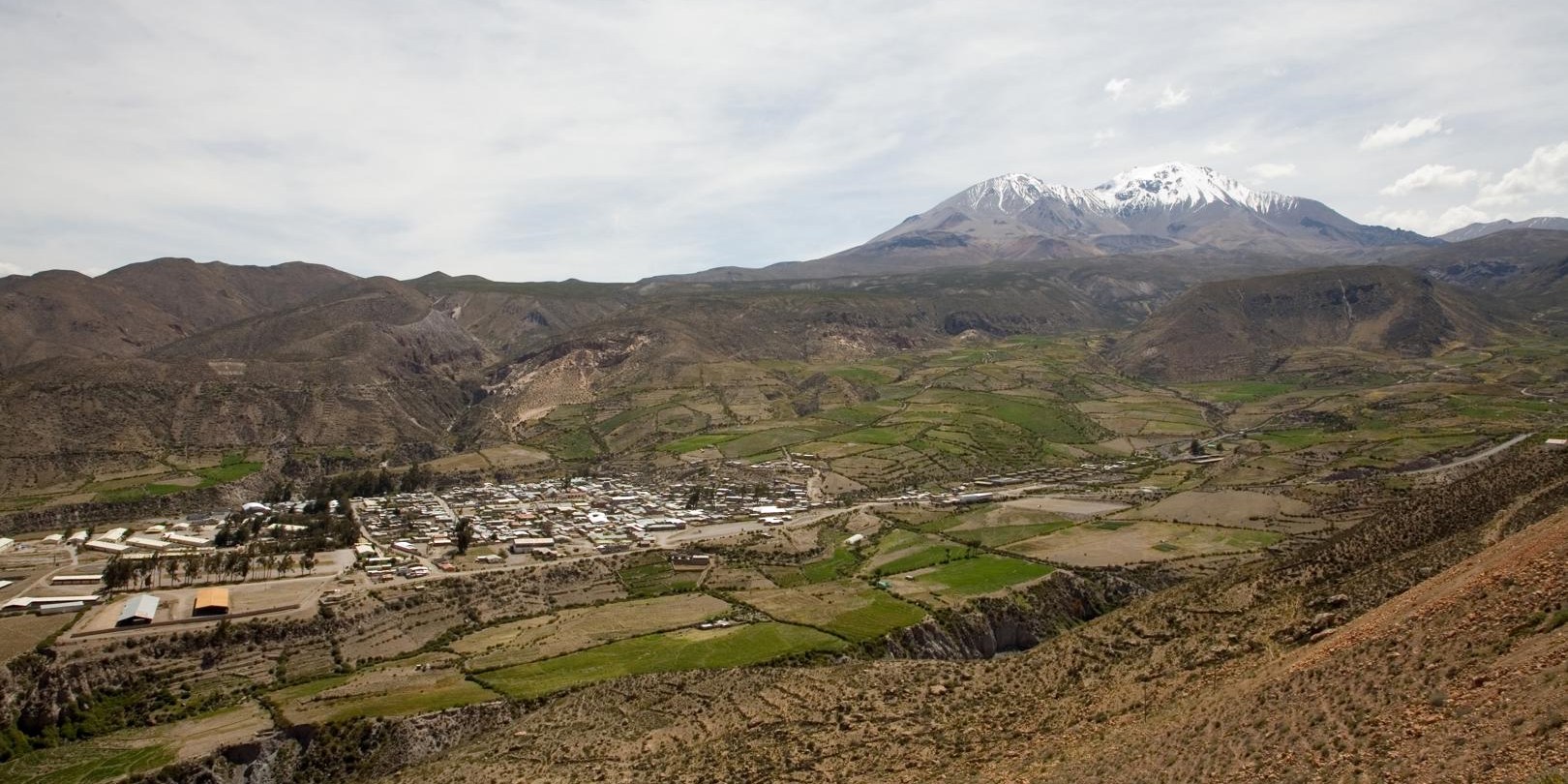 Putre, cuevas ancestrales y Termas de Jurasi