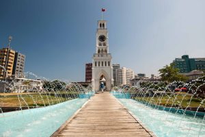 Itinerario por Iquique: Salitre, historia naval y playas