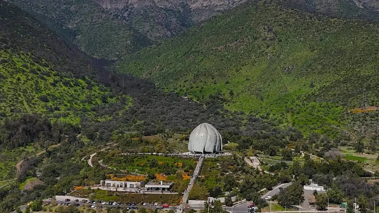Barrio Yungay y Templo Bahá'í