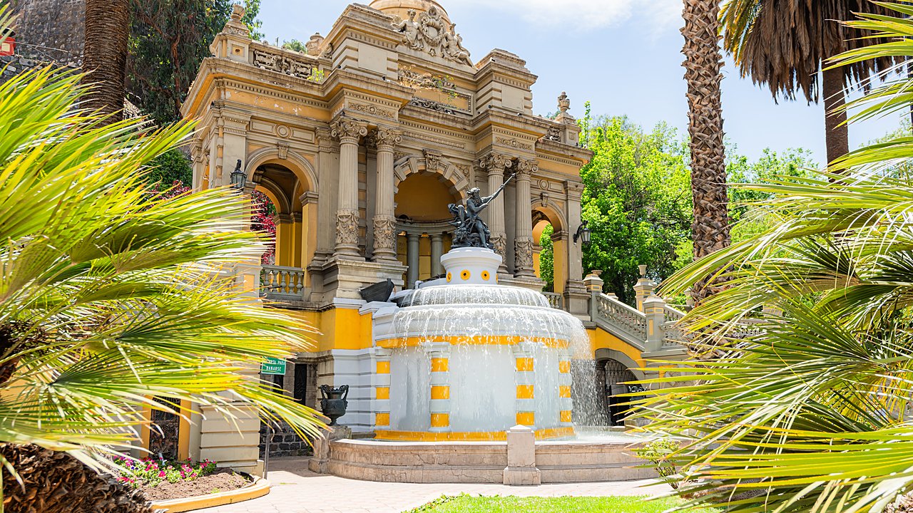 Recorre el Santiago histórico