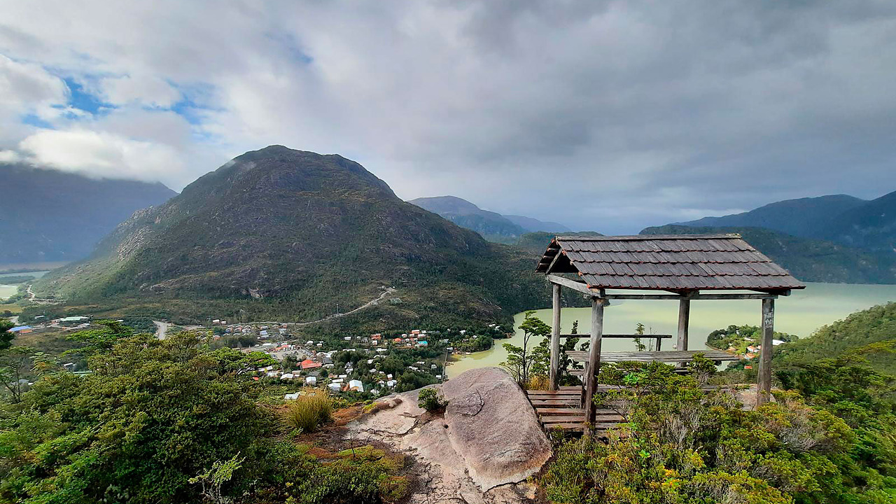Cerro Vigía: Tortel desde las alturas